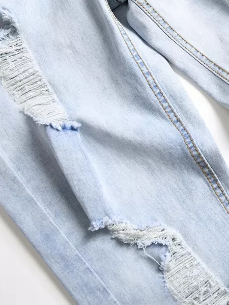 Casual Ripped Frayed Tapered Jeans