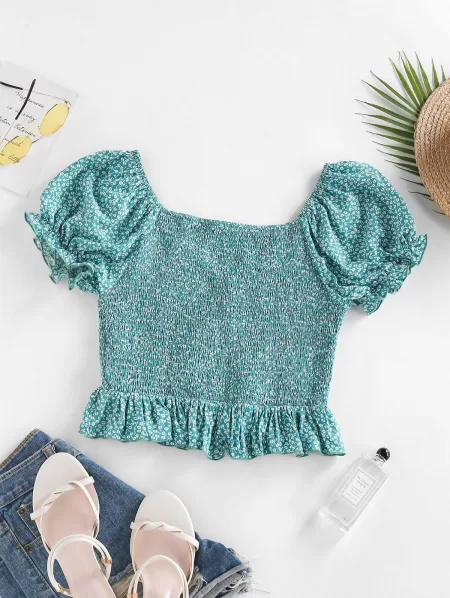 Ditsy Print Smocked Puff Sleeve Peplum Blouse