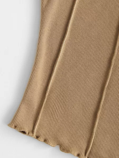 Exposed Seam Rib-knit Lettuce Trim Baby Tee